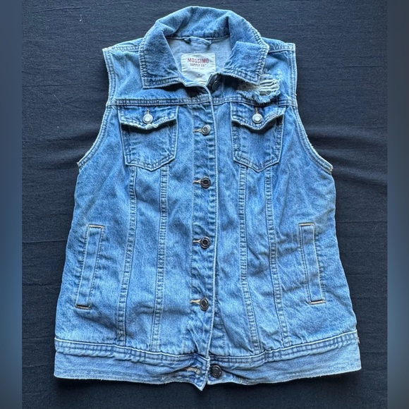 Mossimo Supply Co. Tops - Women’s Mossimo Blue Denim Tank Top Size Medium